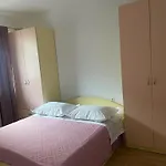 Apartment Lucy